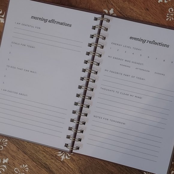 LAST 1 Crystal Luna Moon Goddess Gratitude Reflection Manifestation Journal Book - Picture 4 of 6